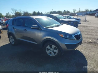 KIA KIA SPORTAGE LX