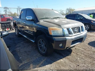 NISSAN NISSAN TITAN SL
