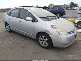 TOYOTA TOYOTA PRIUS