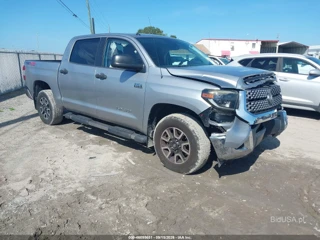 TOYOTA TOYOTA TUNDRA SR5 5.7L V8