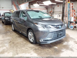 TOYOTA TOYOTA SIENNA LIMITED
