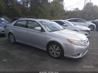 TOYOTA TOYOTA AVALON