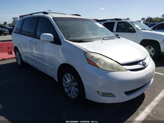 TOYOTA TOYOTA SIENNA XLE