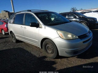 TOYOTA TOYOTA SIENNA LE