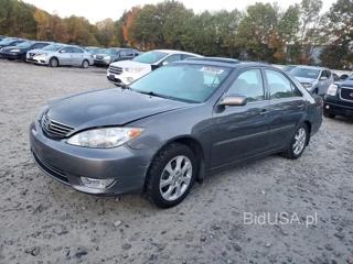 TOYOTA CAMRY XLE