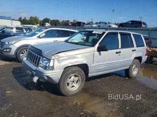 JEEP GRAND CHEROKEE LAREDO