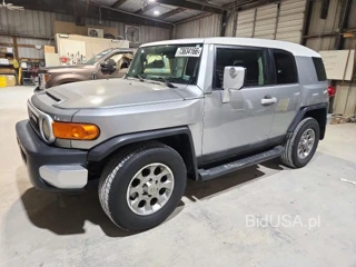 TOYOTA FJ CRUISER BASE