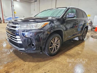 TOYOTA HIGHLANDER XLE