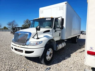 INTERNATIONAL 4300