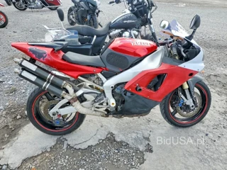 YAMAHA YZFR1