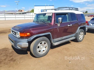 TOYOTA FJ CRUISER BASE