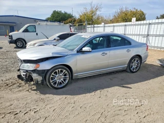 VOLVO S80 3.2