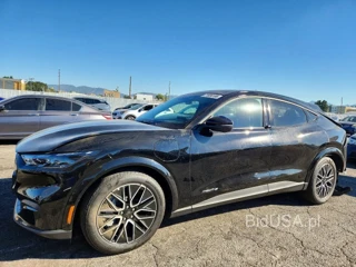 FORD MUSTANG MACH-E PREMIUM
