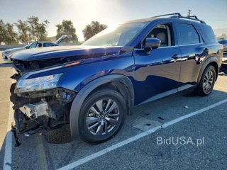 NISSAN PATHFINDER SV