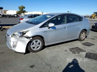 TOYOTA PRIUS FOUR