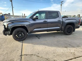 TOYOTA TUNDRA LIMITED