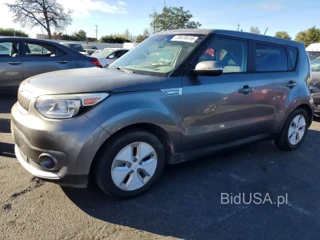 KIA SOUL EV BASE
