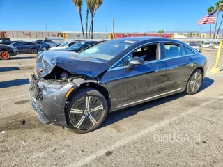 MERCEDES-BENZ EQS SEDAN 450+