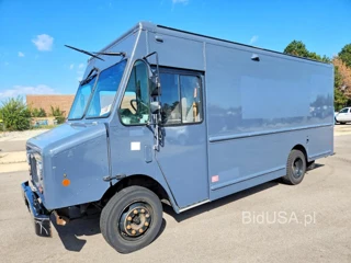 FREIGHTLINER MT45 CHASSIS