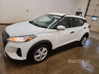 NISSAN KICKS S