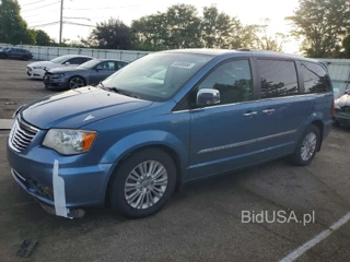 CHRYSLER TOWN & COUNTRY LIMITED