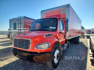 FREIGHTLINER M2