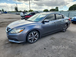NISSAN ALTIMA 2.5 SR