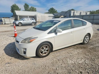 TOYOTA PRIUS THREE