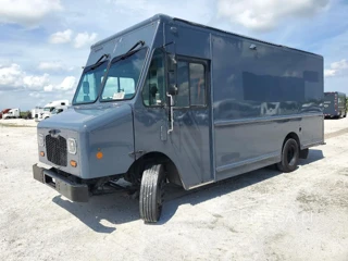 FREIGHTLINER MT45 CHASSIS