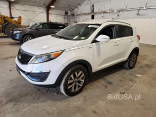 KIA SPORTAGE LX