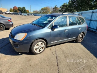 KIA RONDO BASE