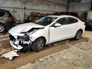 MAZDA 3 PREFERRED