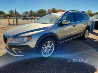 VOLVO XC70 T5 PREMIER