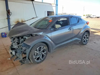TOYOTA C-HR XLE