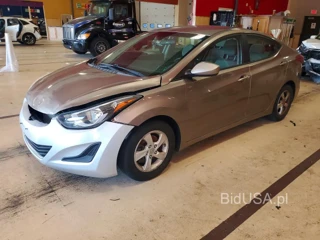 HYUNDAI ELANTRA SE