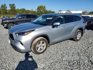 TOYOTA HIGHLANDER LE