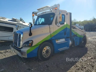 FREIGHTLINER CASCADIA