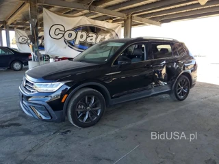 VOLKSWAGEN TIGUAN SE