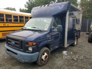 FORD ECONOLINE E350 PARCEL DELIVERY CUTAWAY VAN