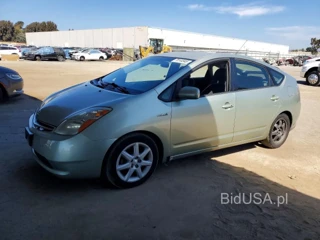 TOYOTA PRIUS TOURING