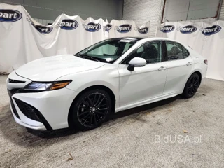 TOYOTA CAMRY XSE