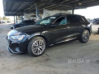 AUDI Q8 E-TRON PRESTIGE