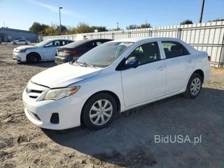 TOYOTA COROLLA BASE