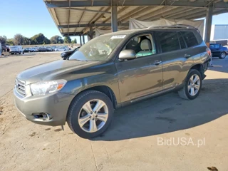 TOYOTA HIGHLANDER LIMITED