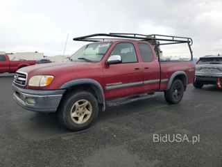 TOYOTA TUNDRA SR5