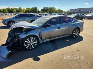 NISSAN ALTIMA SR