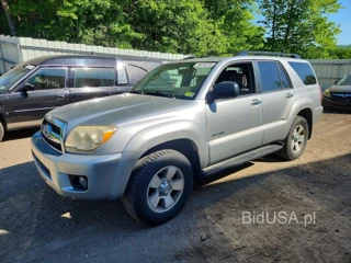 TOYOTA 4RUNNER SR5