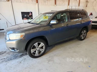 TOYOTA HIGHLANDER SPORT