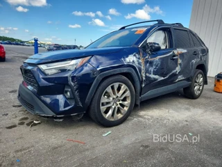 TOYOTA RAV4 XLE PREMIUM