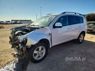 MITSUBISHI OUTLANDER ES